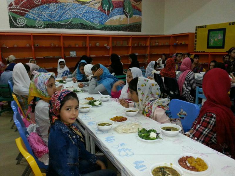 مراسم افطاری اعضاء کانون پرورش فکری شماره 1 صحنه برگزار شد + تصویر