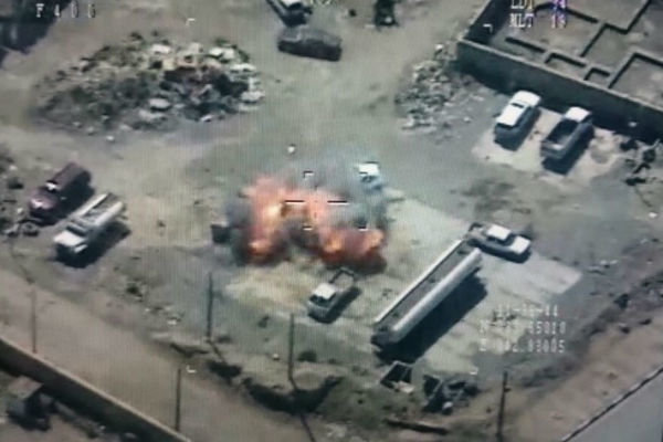 ۹۰ نظامی عراقی در دو حمله هوایی آمریکا به موصل کشته شدند