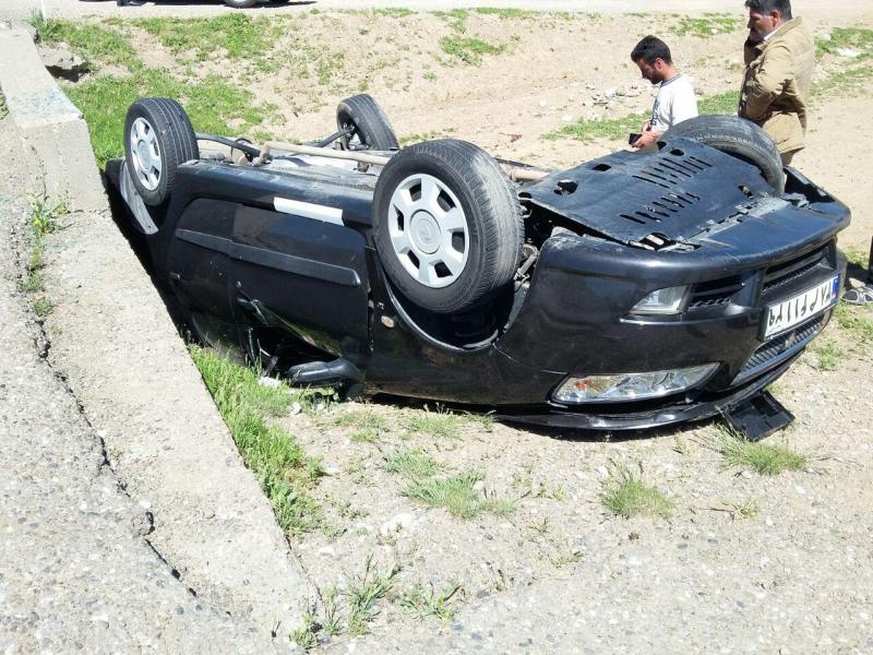 عدم رعایت قوانین راهنمایی و رانندگی در محور صحنه-بیستون حادثه ساز شد+ تصویر