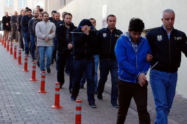 ترکیه ۹۱۰۰ پلیس را از کار برکنار کرد