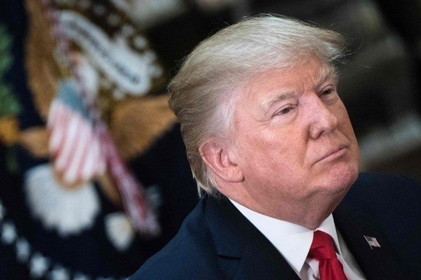 ترامپ درباره تداوم لغو تحریم های ایران تصمیم می گیرد