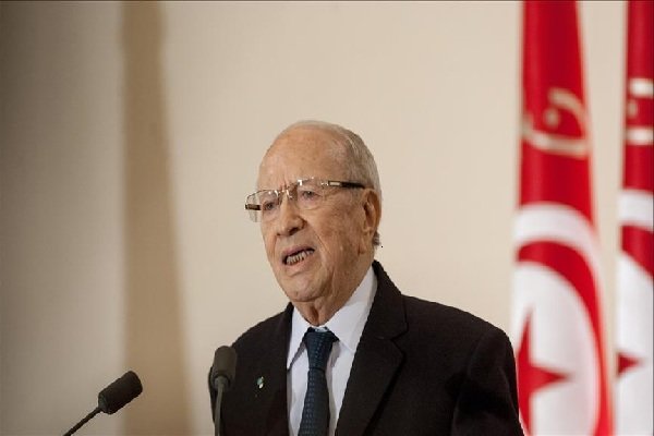 رئیس جمهوری تونس رسانه های بیگانه را به آشوب آفرینی متهم کرد