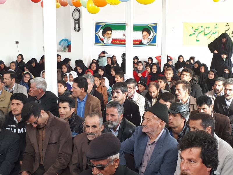 جشن انقلاب در روستای دهلق از توابع بخش خدابنده لو برگزار شد