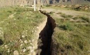 خسارت به 262 هکتار از باغات و 6 رشته کانال آبیاری در سطح شهرستان بر اثر زلزله 