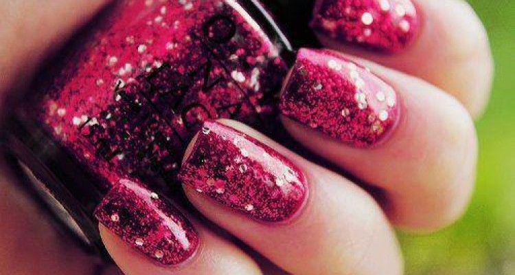 عوارض استفاده از لاک ناخن 