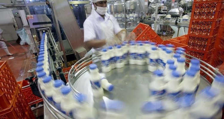 آسیب «روغن پالم» به سلامت مردم/ مصرف لبنیات «فله ای» و تب مالت 