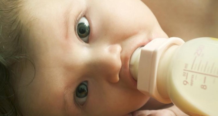 زیانهای شیشه شیر برای نوزادان