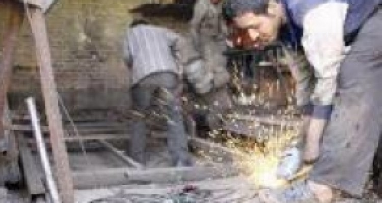 مشاغل آلاینده درزمان تعیین شده از شهرخارج شوند/ لزوم تعامل دستگاههای اجرایی در رفع مشکل انتقال مشاغل آلاینده