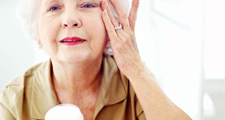  مراقبت از پوست در دوران یائسگی 