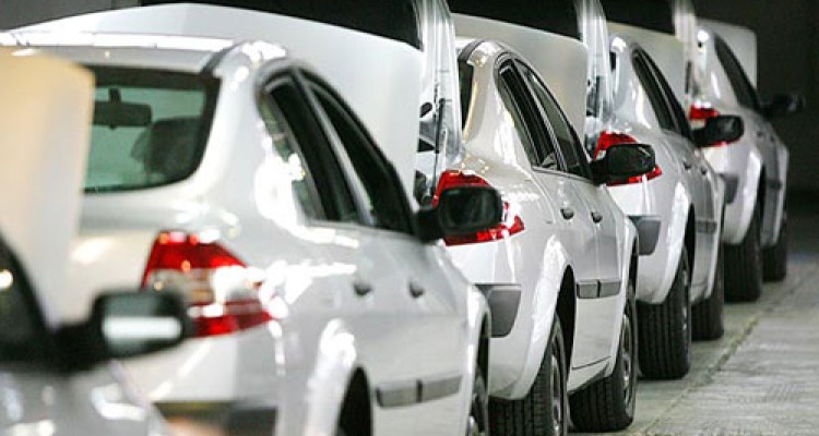 بازار خودرو پس از توافق/ قیمت خودروهای داخلی در بازار