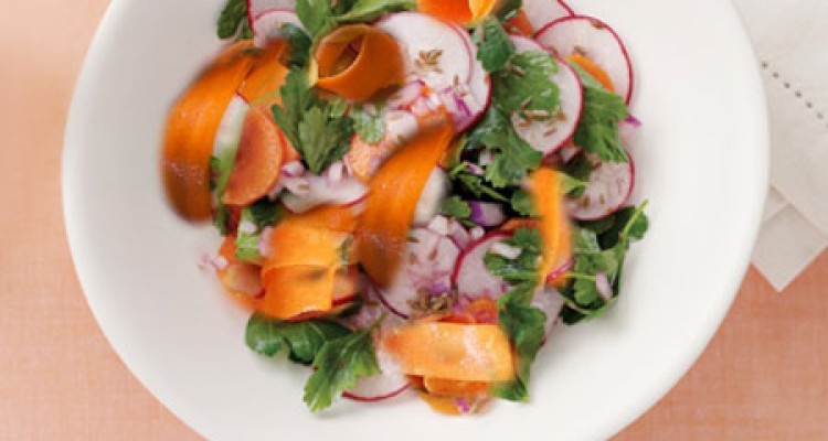  طرز تهیه سالاد تربچه و هویج 