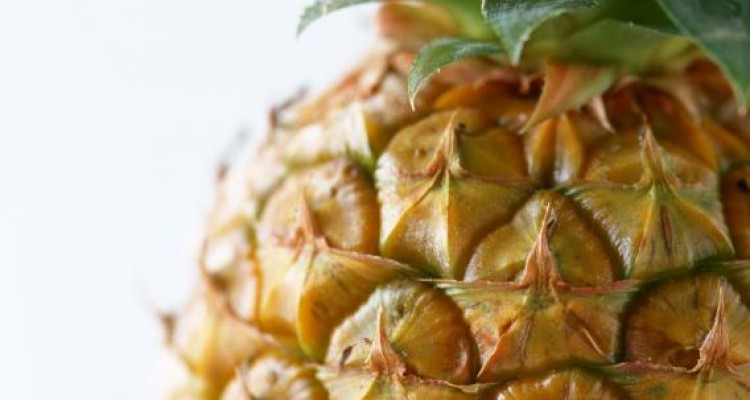  پروتز طبیعی با اسموتی آناناس 