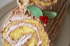  طرز تهیه رولت خامه ای بدون فر 