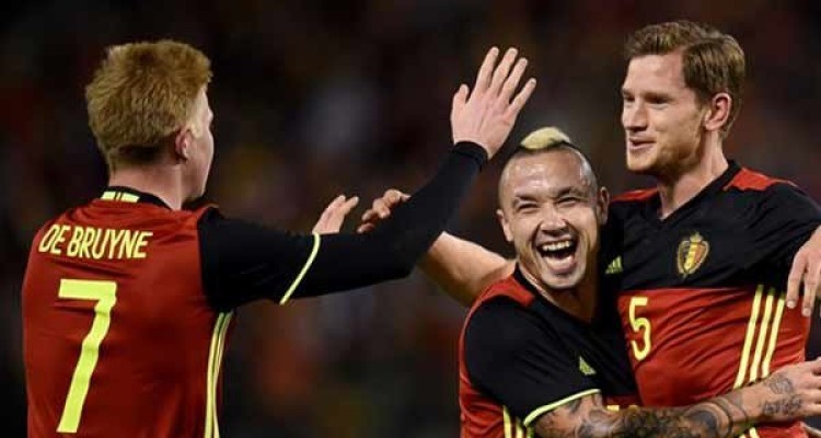 بلژیک تیم سال ۲۰۱۵ فیفا شد 