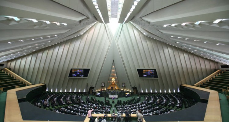 کارنامه مجلس درسال ۹۴ /ازریل گذاری اقتصادمقاومتی تامصوبات هسته ای