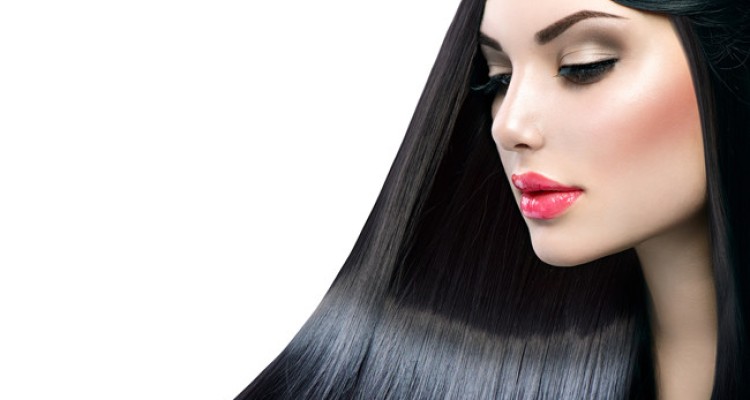  ۷ راهکار برای داشتن موهایی زیبا بعد از بیدار شدن از خواب 