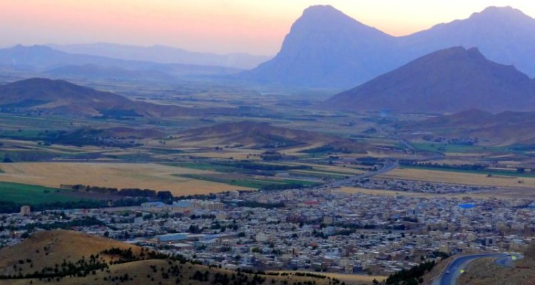 دمای هوای شهرستان صحنه در پایان هفته جاری کاهش می یابد/ ورود گردو غبار به آسمان شهر