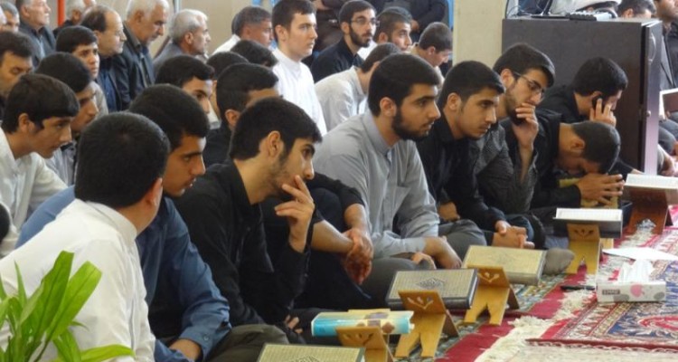  مراسم ختم امام جمعه سابق صحنه در مسجد امام حسین(ع) برگزار شد