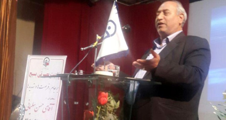هدف امریکا ایجاد شکاف در نظام جمهوری اسلامی است /مجلس دهم به دنبال نقض برجام نیست