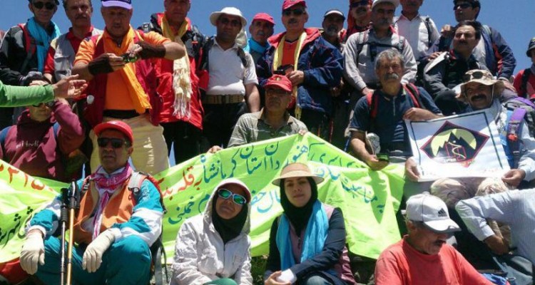 کوهنوردان صحنه ای قله 3150 متری بدر را فتح کردند + تصویر