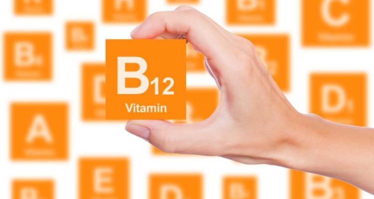 دلایل متداول کمبود ویتامین B۱۲ و D۳ در افراد