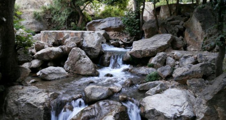 تصاویر زیبا از تفرجگاه سراب دربند صحنه