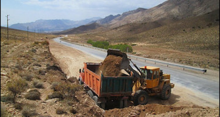 ارتقای ایمنی محورهای مواصلاتی شهرستان صحنه 