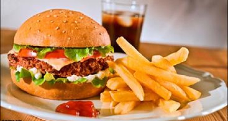 ارتباط رژیم غذایی پرچرب با احتمال بروز سرطان سینه