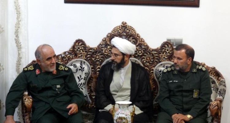  دیدار با خانواده شهدا، جانبازان و ایثارگران یک افتخار بزرگ است