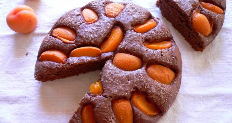  طرز تهیه کیک شکلات و زردآلو 