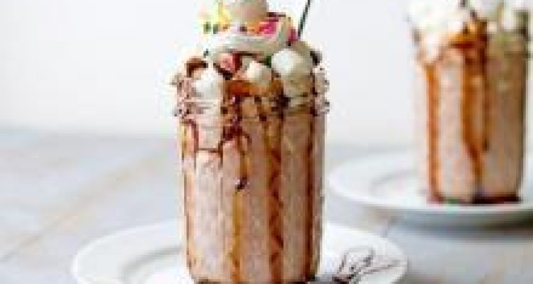 	چگونه آیس پک خانگی درست کنیم؟ 
