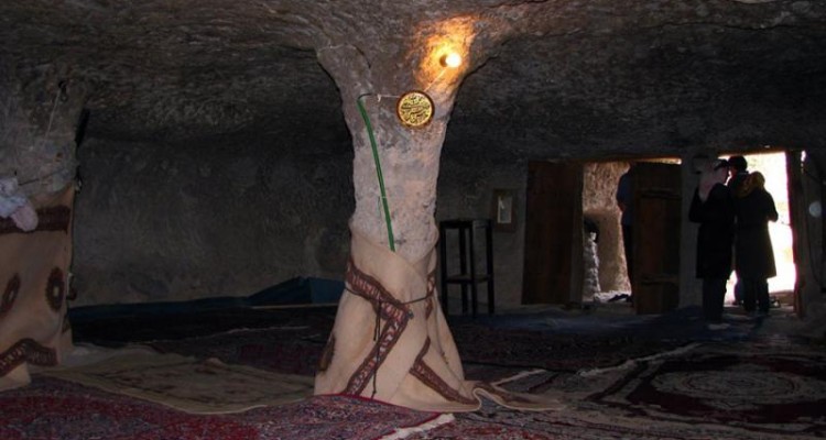 روستای میمند کرمان؛ روستای اسرار آمیزی در دل کوه