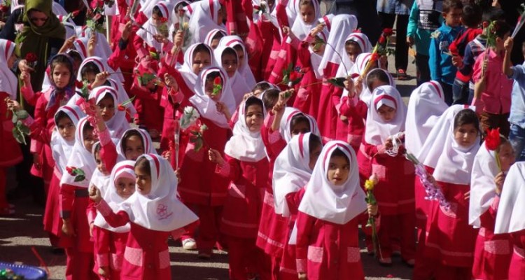 مراسم جشن غنچه ها و شکوفه ها در مدارس شهرستان صحنه برگزار شد
