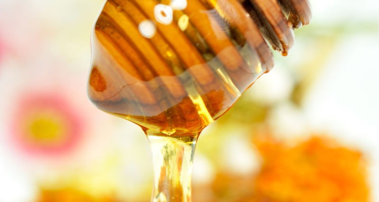  روش های خانگی تشخیص عسل طبیعی 