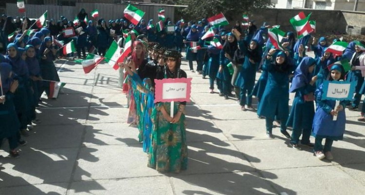  المپیاد ورزشی درون مدرسه ای دبیرستان دوره اول سوده شهر صحنه برگزار شد