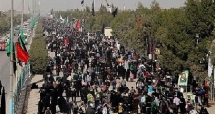 	عملیات راهسازی مخل تردد زوار اربعین در کرمانشاه متوقف می شود/ افزایش تعرفه جابجایی زوار اربعین 