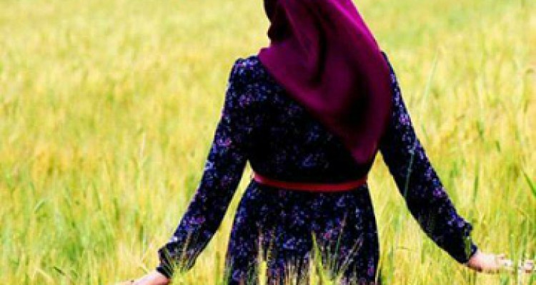 	بانو یعنی یک خانم سی و چند ساله 