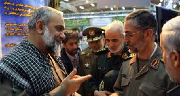  بازدید رییس دفتر فرماندهی معظم کل قوا از نمایشگاه عملکرد بسیج 
