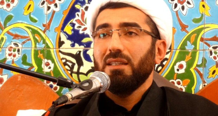 صبر و نماز دو ابزار مقابله با مشکلات است 