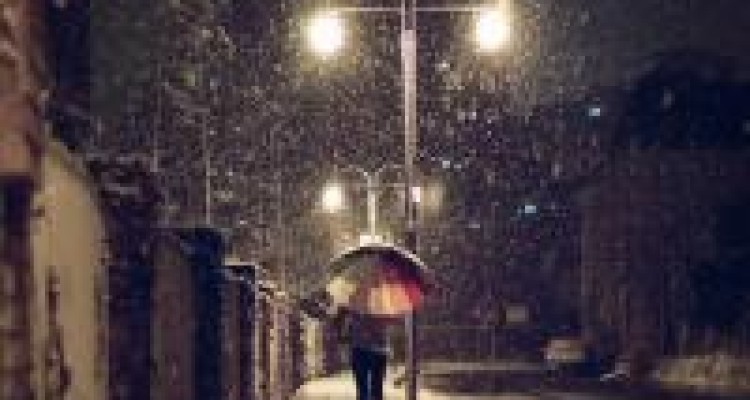 	قانعم حتی به همین غمهای جا مانده از رفتنت... 