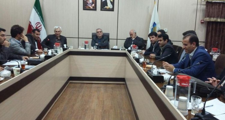جلسه پیگیری مشکلات شهرداری های شرق استان کرمانشاه برگزار شد + تصویر