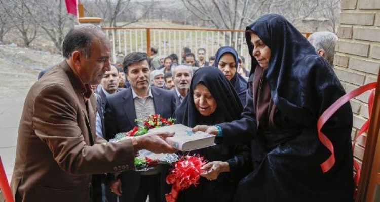 مدرسه ی خیر ساز 2کلاسه روستای عامله از توابع شهرستان صحنه افتتاح شد