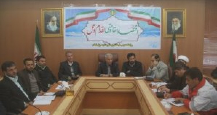	دهه فجر یادآور پایان دوران ظلمت و طلیعه نور الهی در کشور است 