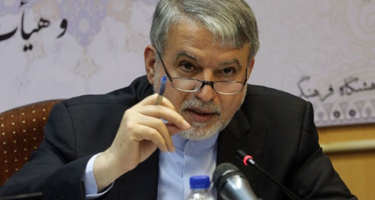 دولت اعتقادی به انسداد شبکه‌های اجتماعی ندارد/ به علما نیازمندیم