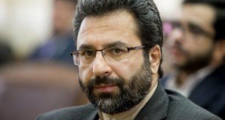 	مشکل پرونده گلیم و گبه اموال توقیف شده از متهم است 