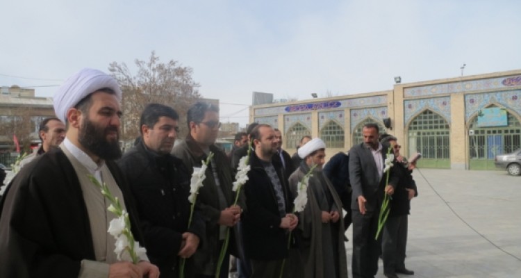 	مراسم غبارروبی آستان مقدس امامزاده احمد (ع) سنقروکلیایی برگزار شد 