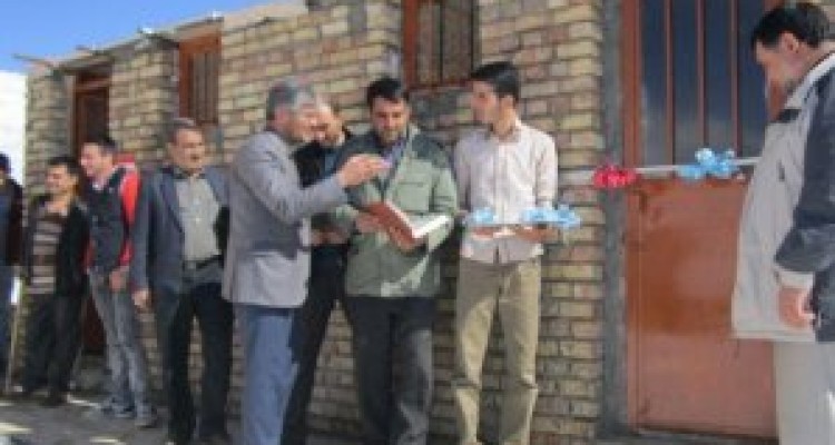 	افتتاح طرح های محرومیت زدایی در شهرستان سنقروکلیایی 