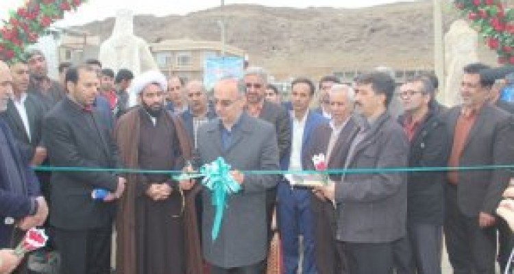 	سرپلذهاب پتانسیل های بسیار مناسبی در حوزه کشاورزی و تجارت مرزی دارد / بهره برداری از 14 طرح عمرانی خدماتی در سرپل ذهاب 