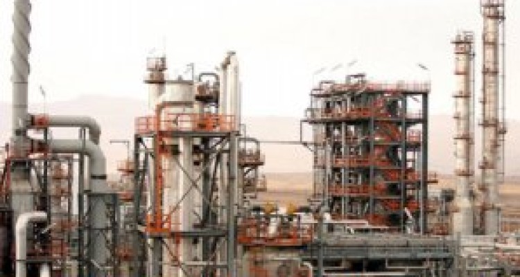 	باز پس گیری پتروشیمی بیستون از متهمان بزرگ نفتی 