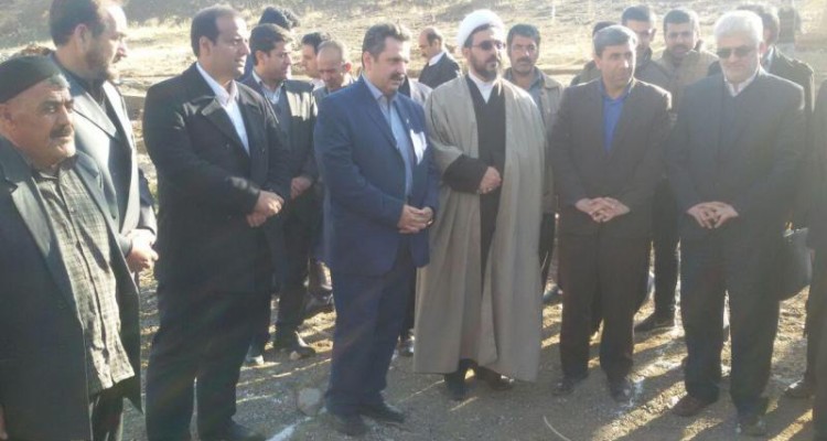  مراسم کلنگ زنی درمانگاه جدید روستای کندوله بخش دینور انجام شد